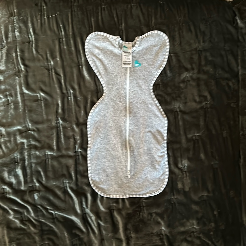Love to Dream Swaddle Up, Newborn, great condition!